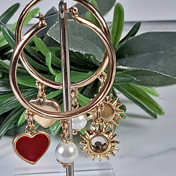 Chico's Heart Charm Hoop Earrings Pierced Katy Collection Heart Pearl Su… - Picture 4 of 9